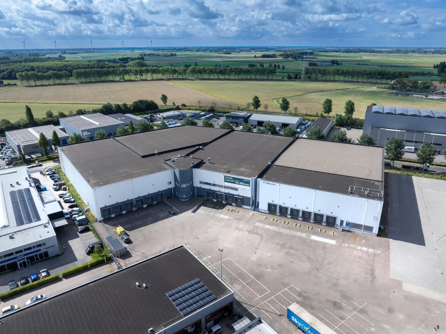 Bekijk foto 1 van Lorentzweg 6