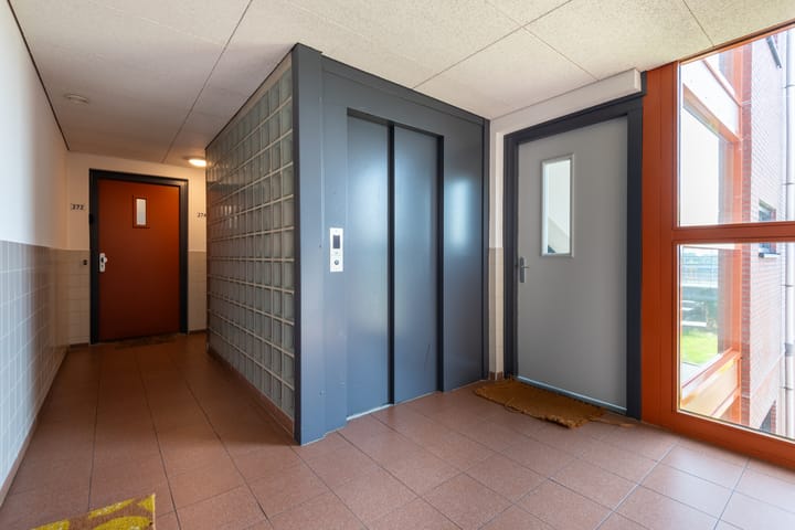 Appartement te koop: Laan der V.O.C. 272, Almere