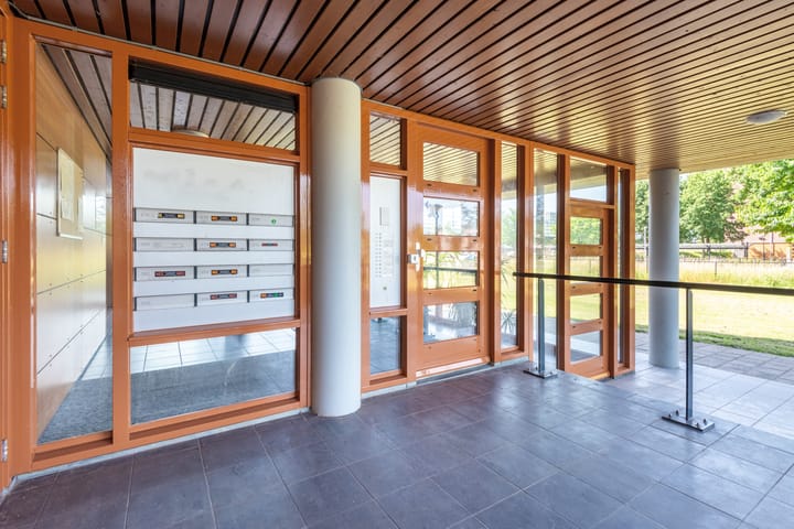 Appartement te koop: Laan der V.O.C. 272, Almere