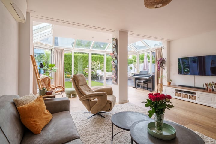 Vrijstaande woning te koop: Youri Egorovweg 7, Almere