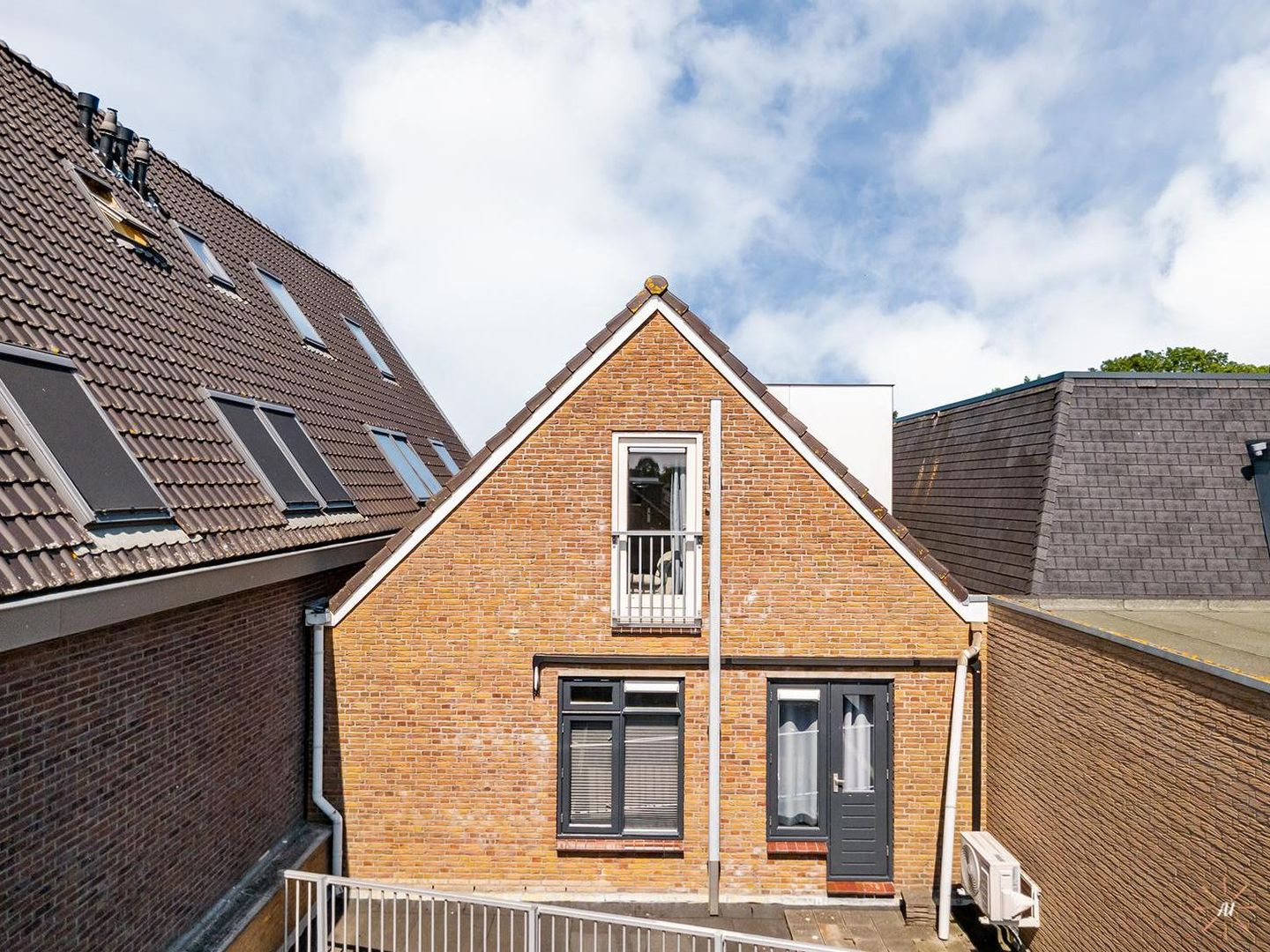Foto 1 van Bernhardstraat 7-B