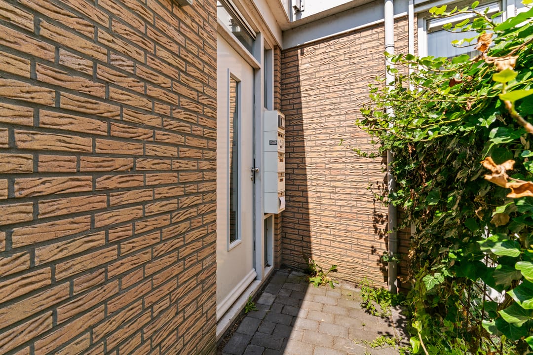 Photo 17 of Bernhardstraat 7-B