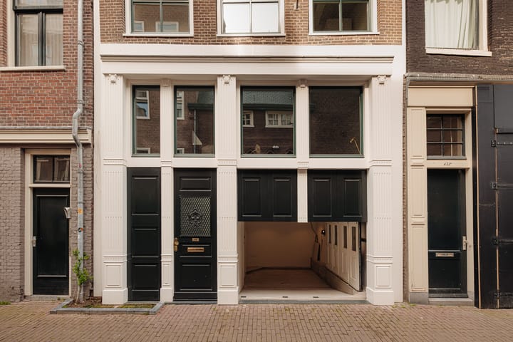 Tussenwoning te koop: Bloemstraat 154, Amsterdam