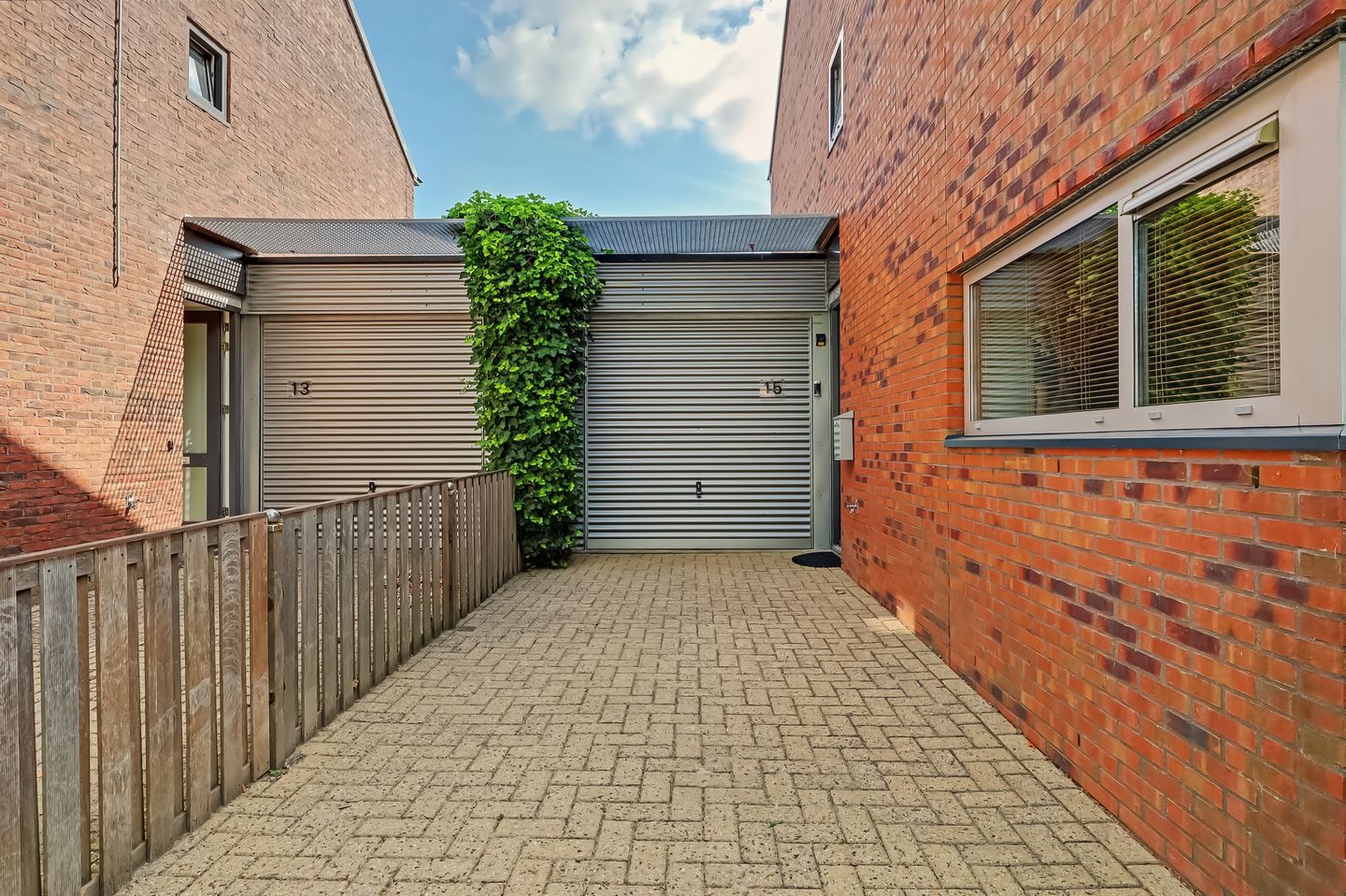 Photo 10 of Volkerakstraat 15