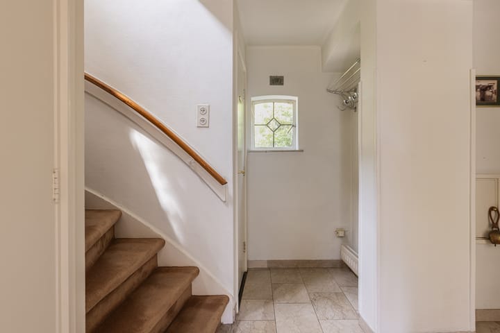 Twee-onder-één-kap te koop: A. van Oudenallenstraat 2, Oosterbeek
