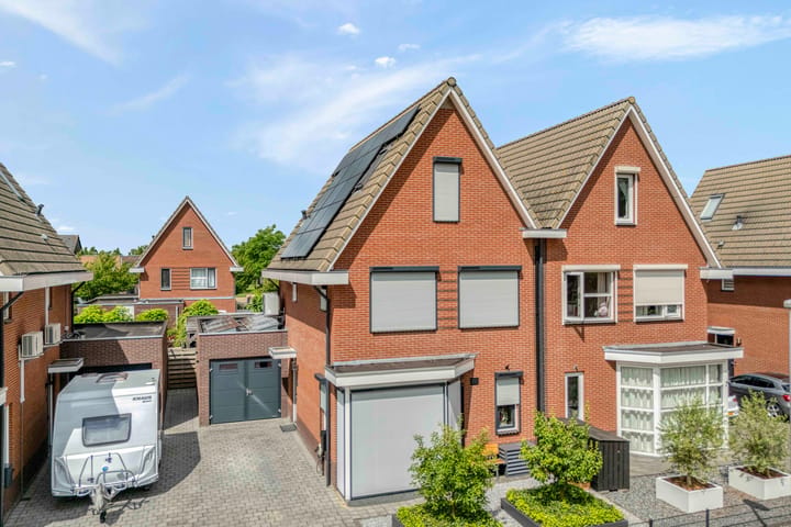 Twee-onder-één-kap te koop: Parelmoervlinder 5, Hoogeveen