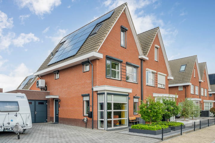 Twee-onder-één-kap te koop: Parelmoervlinder 5, Hoogeveen