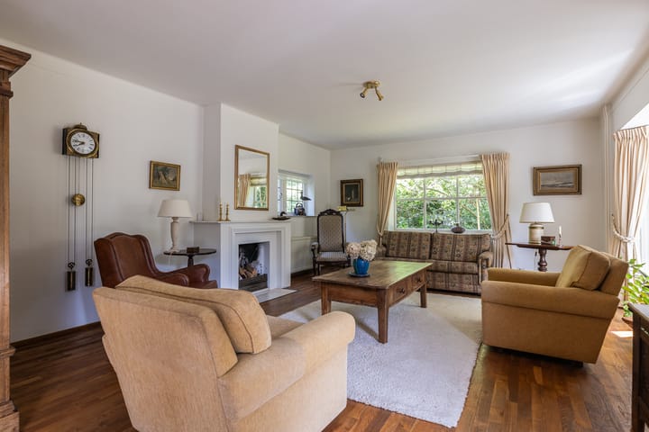 Twee-onder-één-kap te koop: A. van Oudenallenstraat 2, Oosterbeek