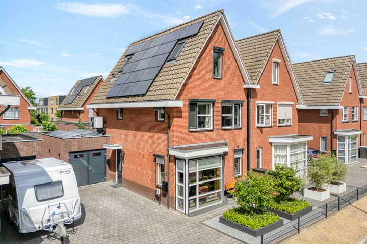 Twee-onder-één-kap te koop: Parelmoervlinder 5, Hoogeveen