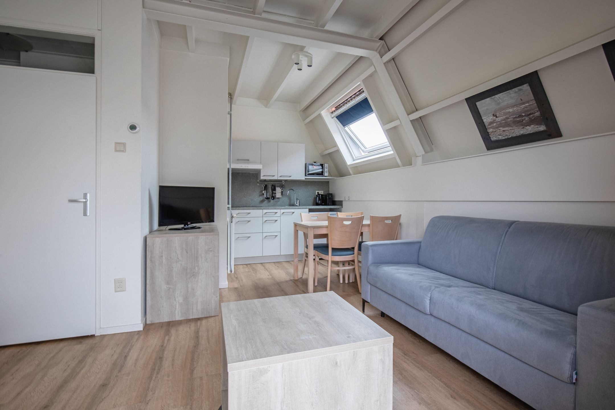 Photo 6 of Dorpsstraat 307
