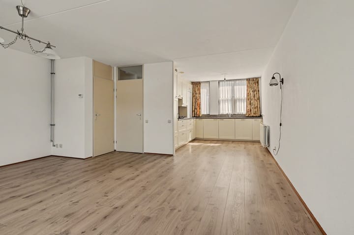 Hoekwoning te koop: Vestingstraat 24, Geertruidenberg