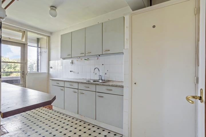 Appartement te koop: Hendrinaland 132, 'S-Gravenhage