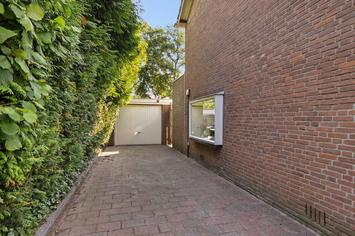 Foto 5 van Van Trojenweg 2