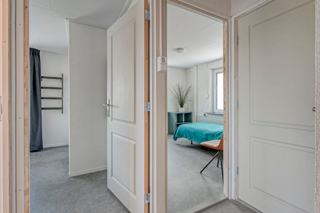 Photo 43 of Middelerstraat 1