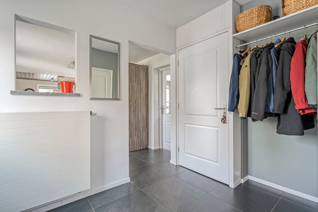 Photo 41 of Middelerstraat 1
