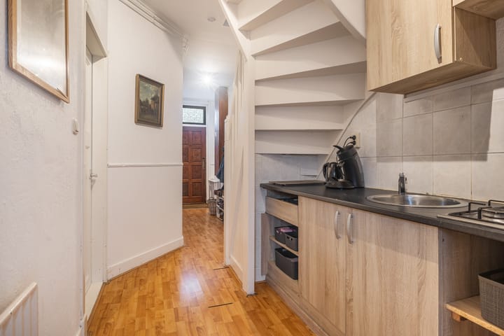 Tussenwoning te koop: van Asbeckstraat 38, Leeuwarden