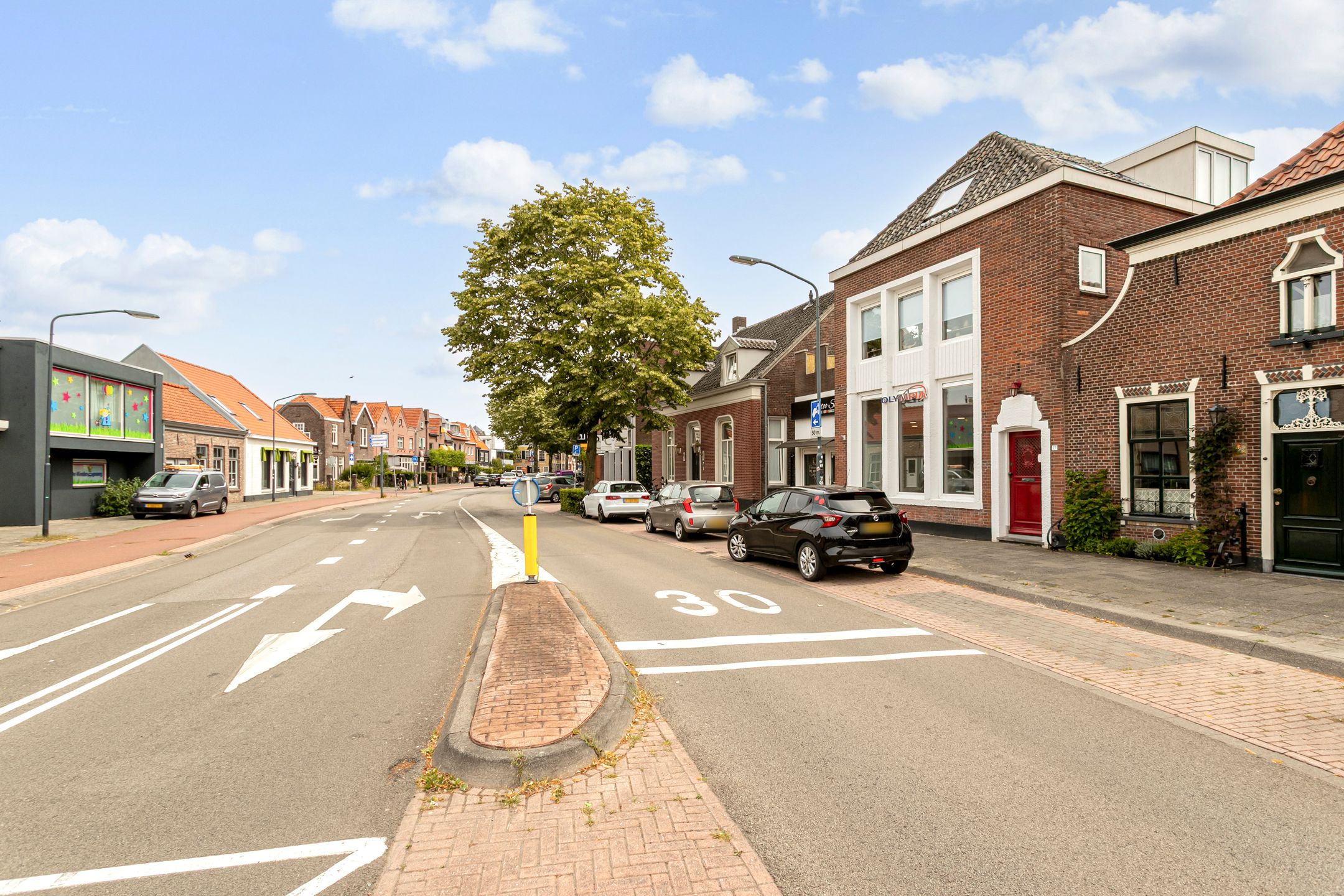 Foto 42 van Bredaseweg 27