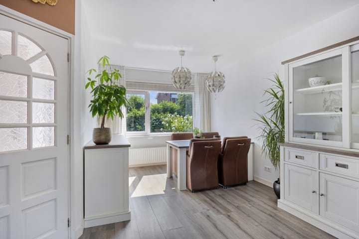 Tussenwoning te koop: de Borsaliastraat 4, Mijdrecht