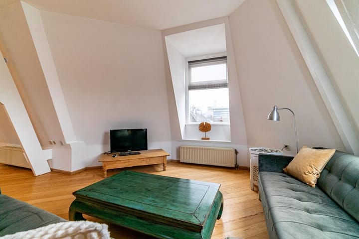 Appartement te koop: Nassau Zuilensteinstraat 12D, 'S-Gravenhage
