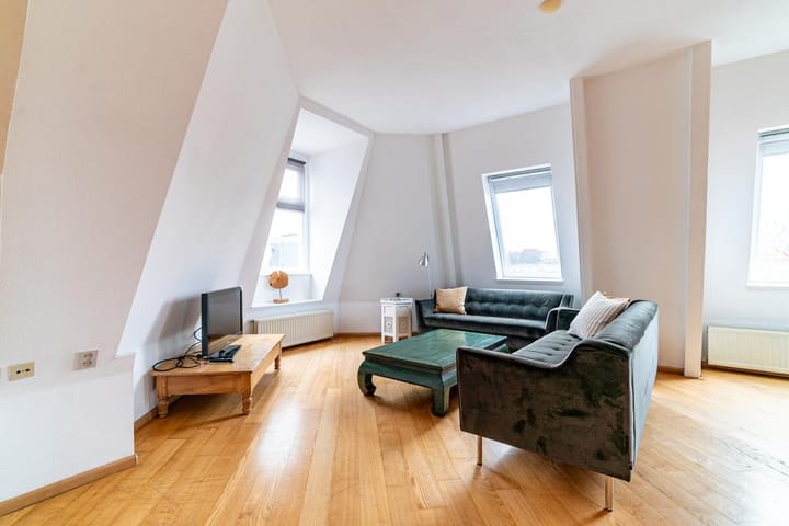 Appartement te koop: Nassau Zuilensteinstraat 12D, 'S-Gravenhage