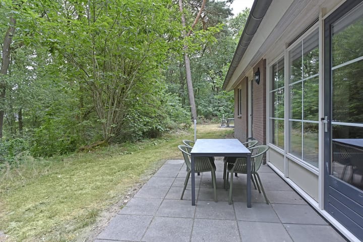 Photo 4 of Biesdeel 4-42