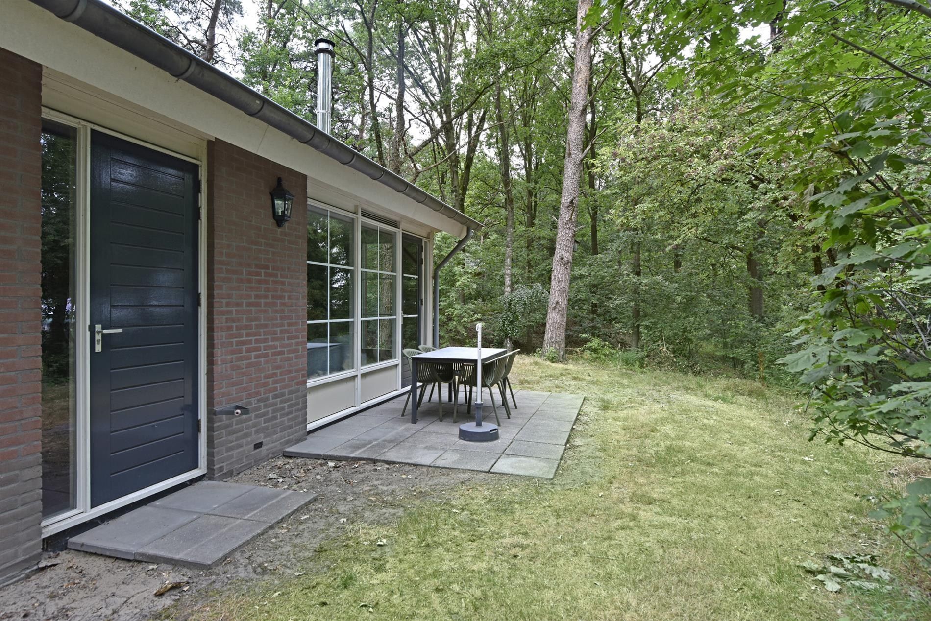 Photo 3 of Biesdeel 4-42