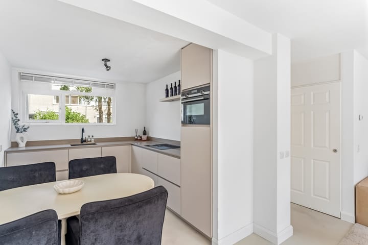Tussenwoning te koop: Louis Armstrongstraat 32, Amersfoort