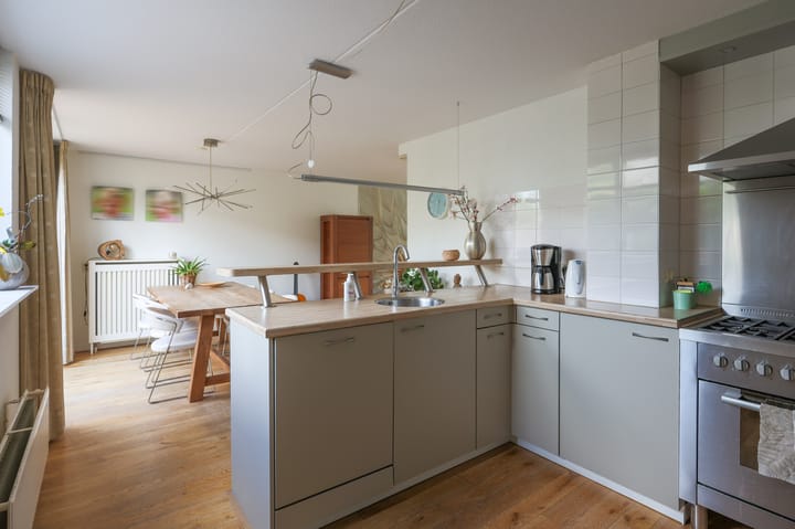 Tussenwoning te koop: Antwerpenstraat 48, Hengelo
