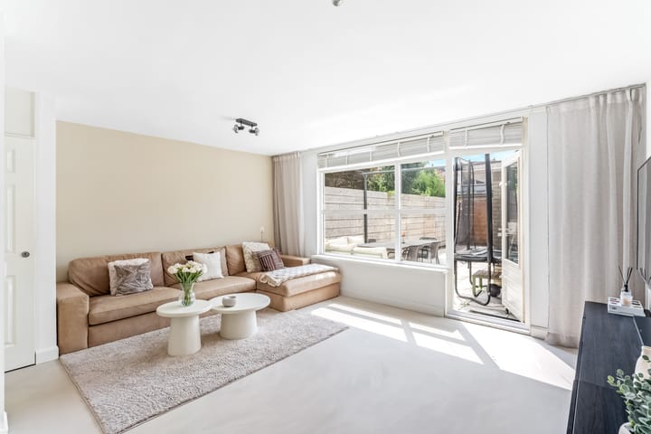 Tussenwoning te koop: Louis Armstrongstraat 32, Amersfoort