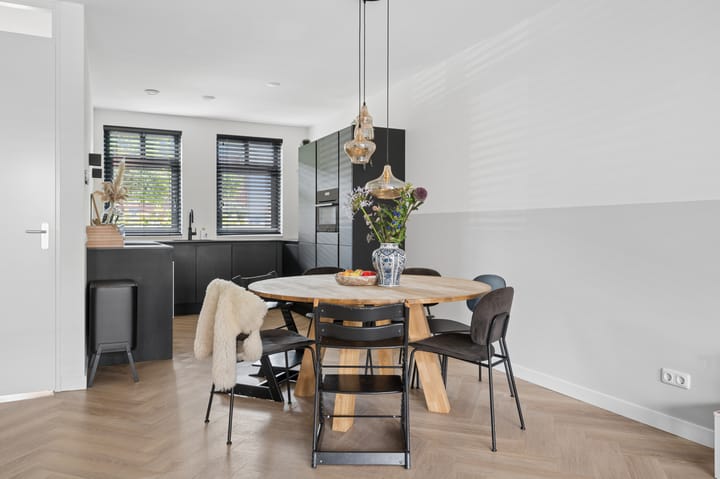Tussenwoning te koop: Fibulastraat 14, Huissen