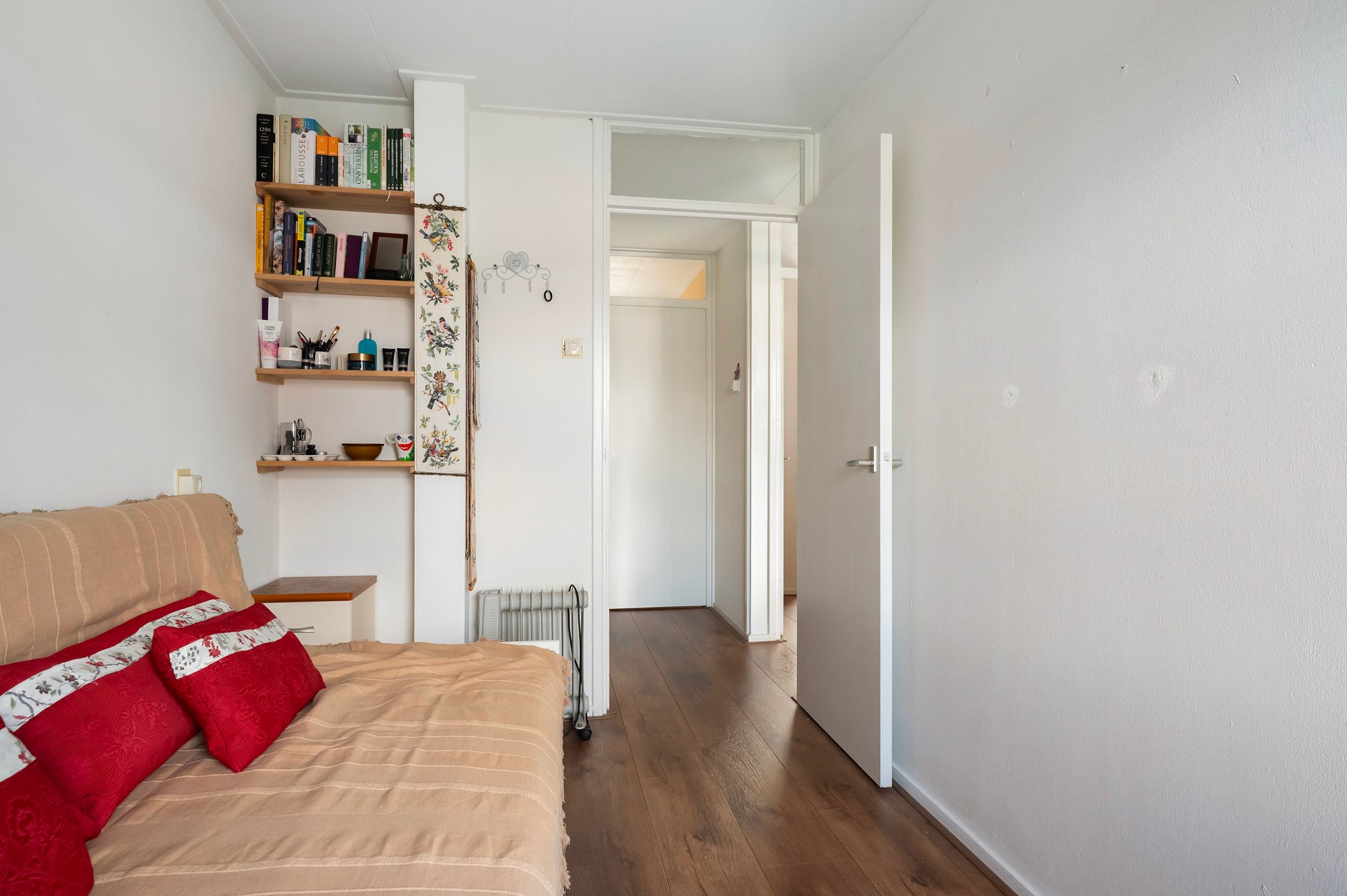 Photo 18 of Weleveldstraat 21