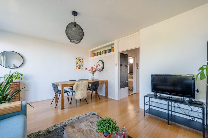 Studio te koop: Veldzigtlaan 120, Haarlem