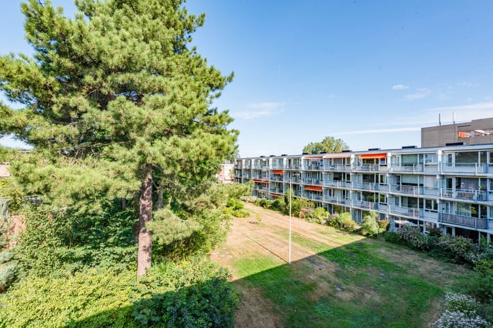 Studio te koop: Veldzigtlaan 120, Haarlem