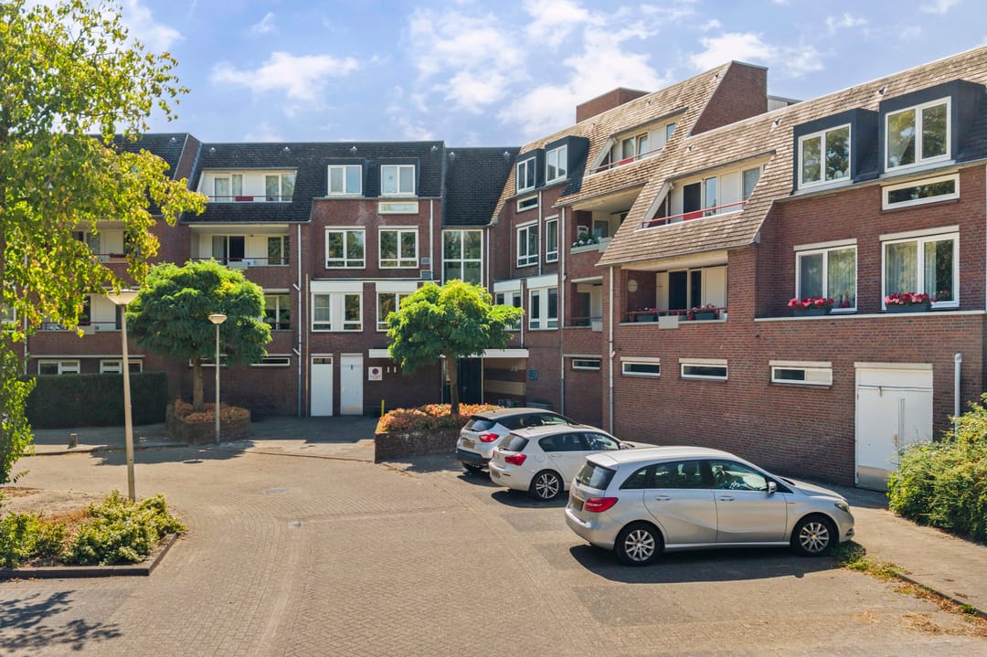Photo 31 of Hattem 106