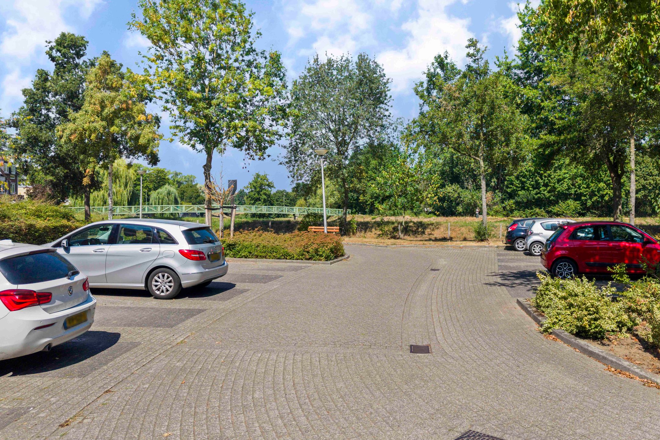 Photo 33 of Hattem 106