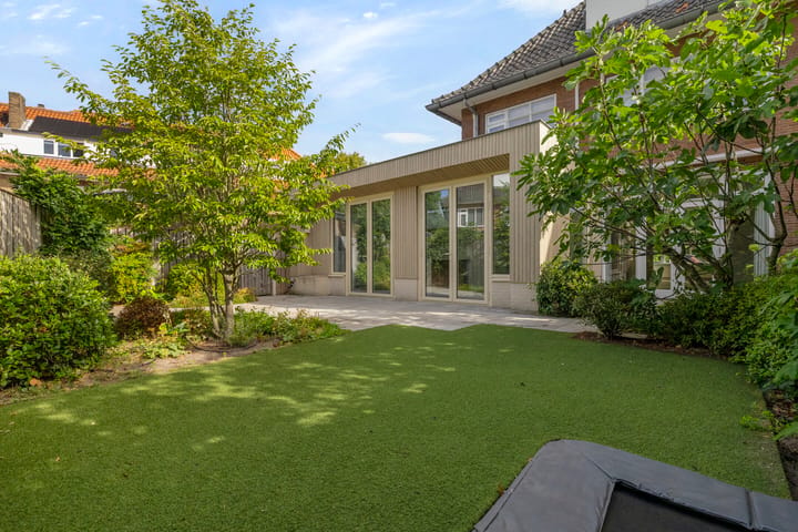 Hoekwoning te koop: Regentesselaan 31, Breda