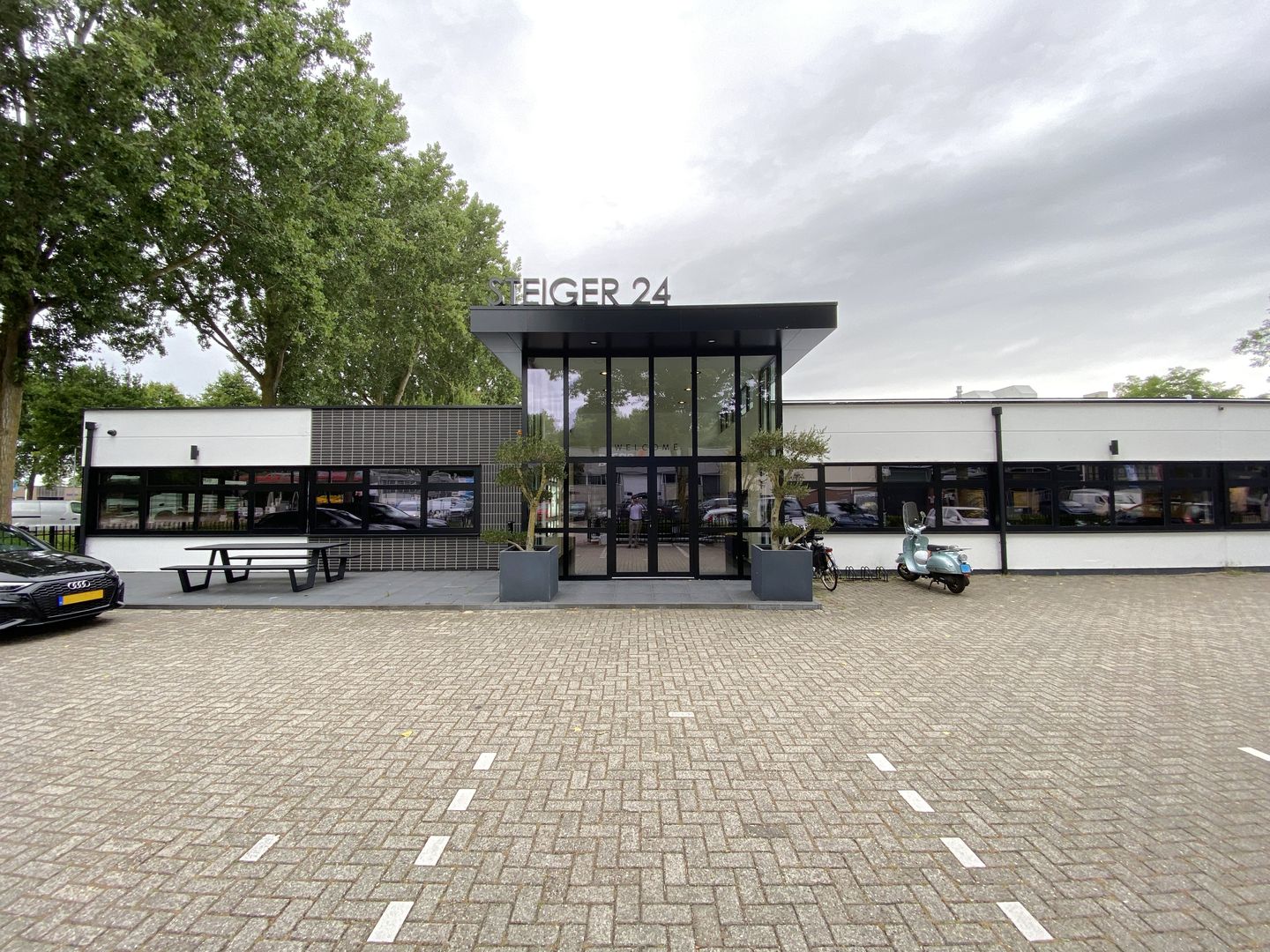 Bekijk foto 1 van De Steiger 24