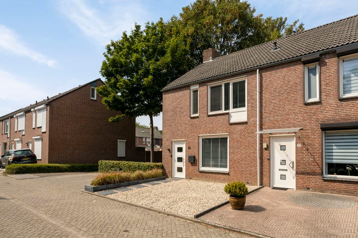 Foto 3 van Remushof 14