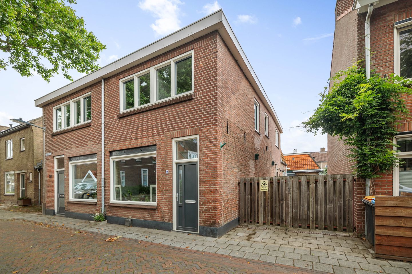 Foto 1 van Perestraat 26