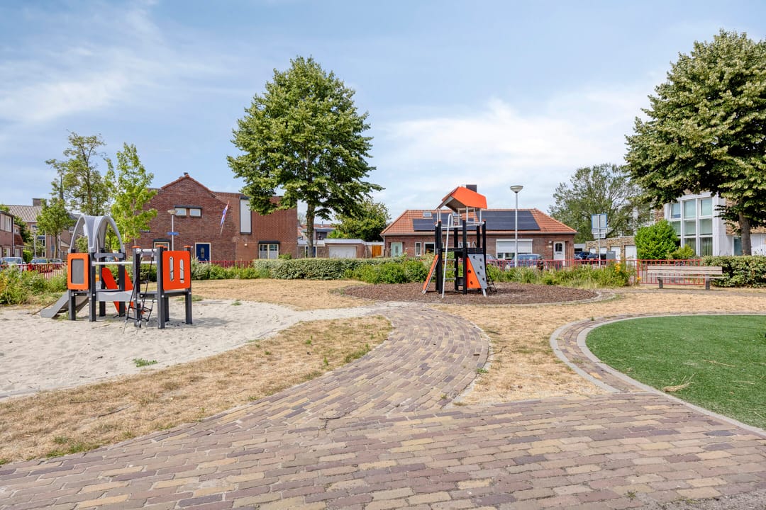 Foto 46 van Pastoor Smitsstraat 33