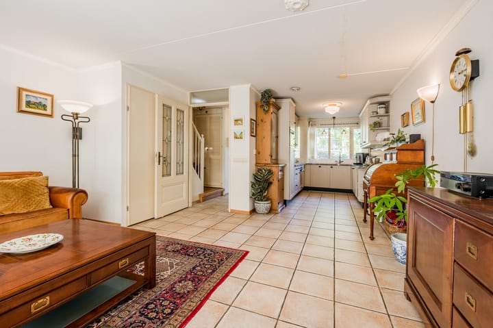 Tussenwoning te koop: Delle Alpihof 50, Amsterdam