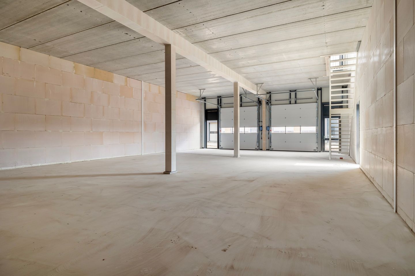 Bekijk foto 4 van Nieuwe Bredase Baan 10-G