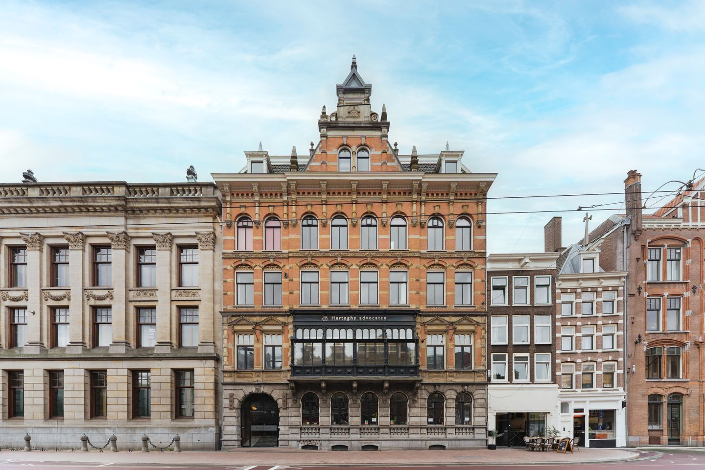 Bekijk foto 1 van Raadhuisstraat 15