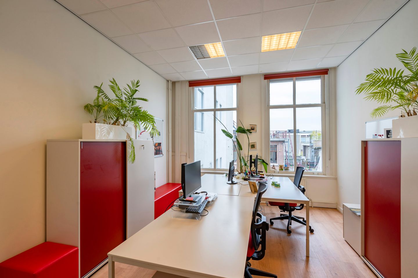 Bekijk foto 3 van Raadhuisstraat 15