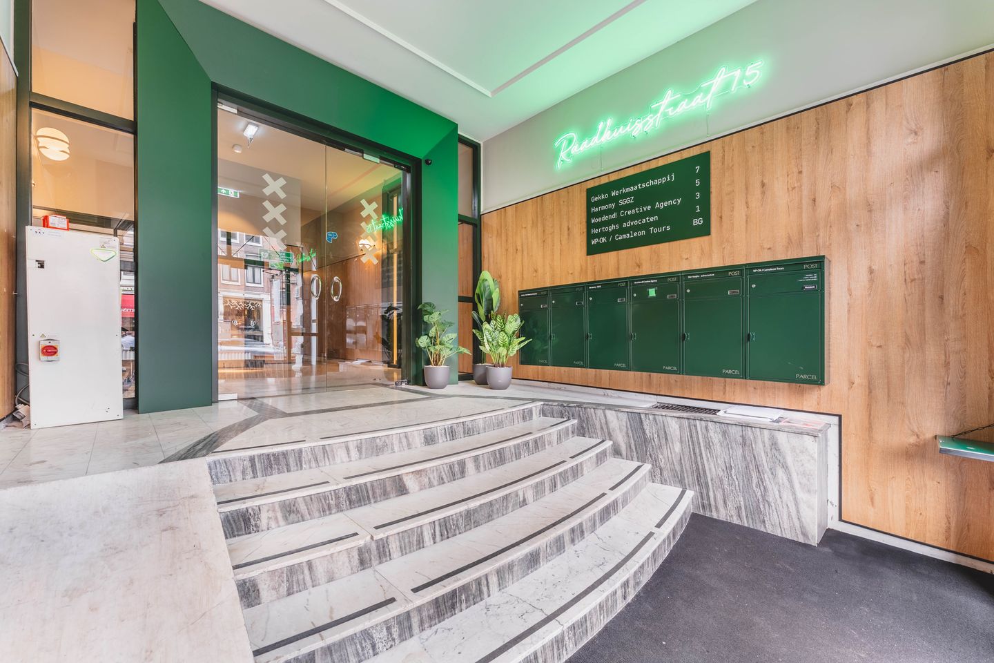 Bekijk foto 3 van Raadhuisstraat 15