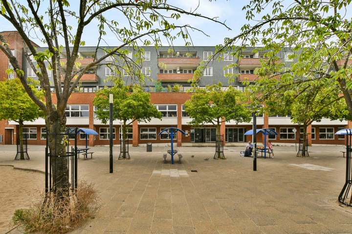 Foto 2 van Balboaplein 62