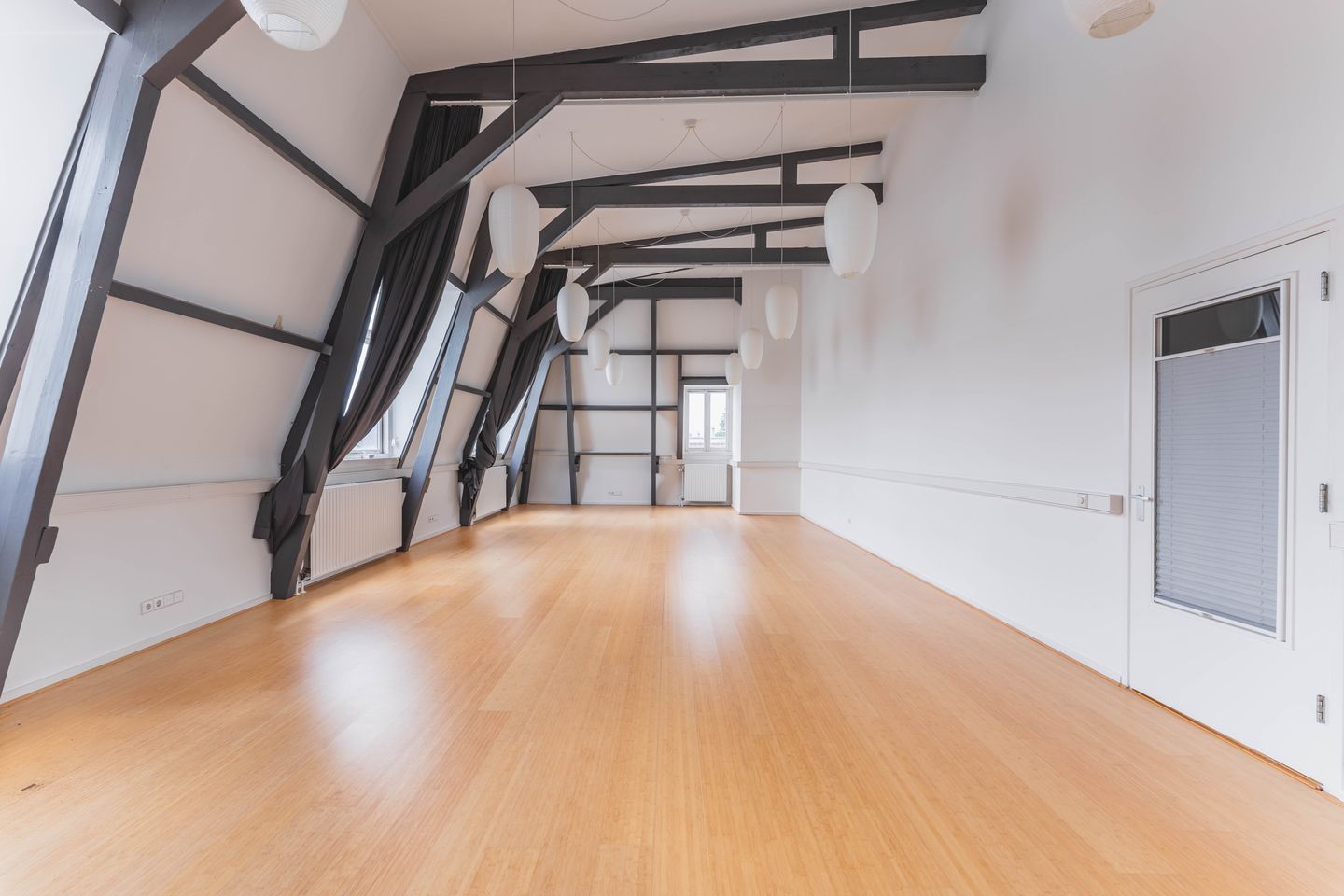 Bekijk foto 5 van Raadhuisstraat 15