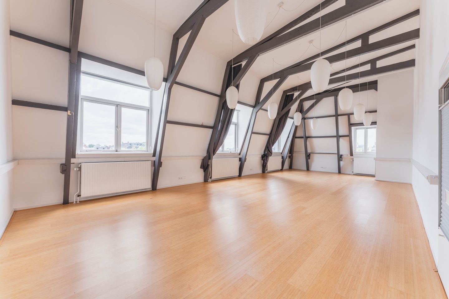Bekijk foto 3 van Raadhuisstraat 15
