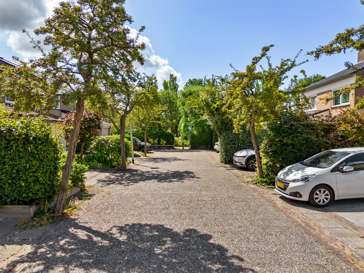 Tussenwoning te koop: Arnoldsonstraat 17, Castricum
