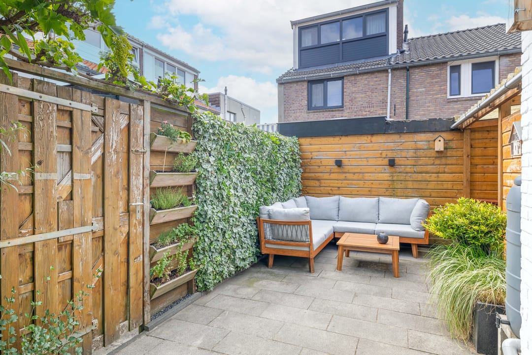 Photo 11 of Mauritsstraat 38